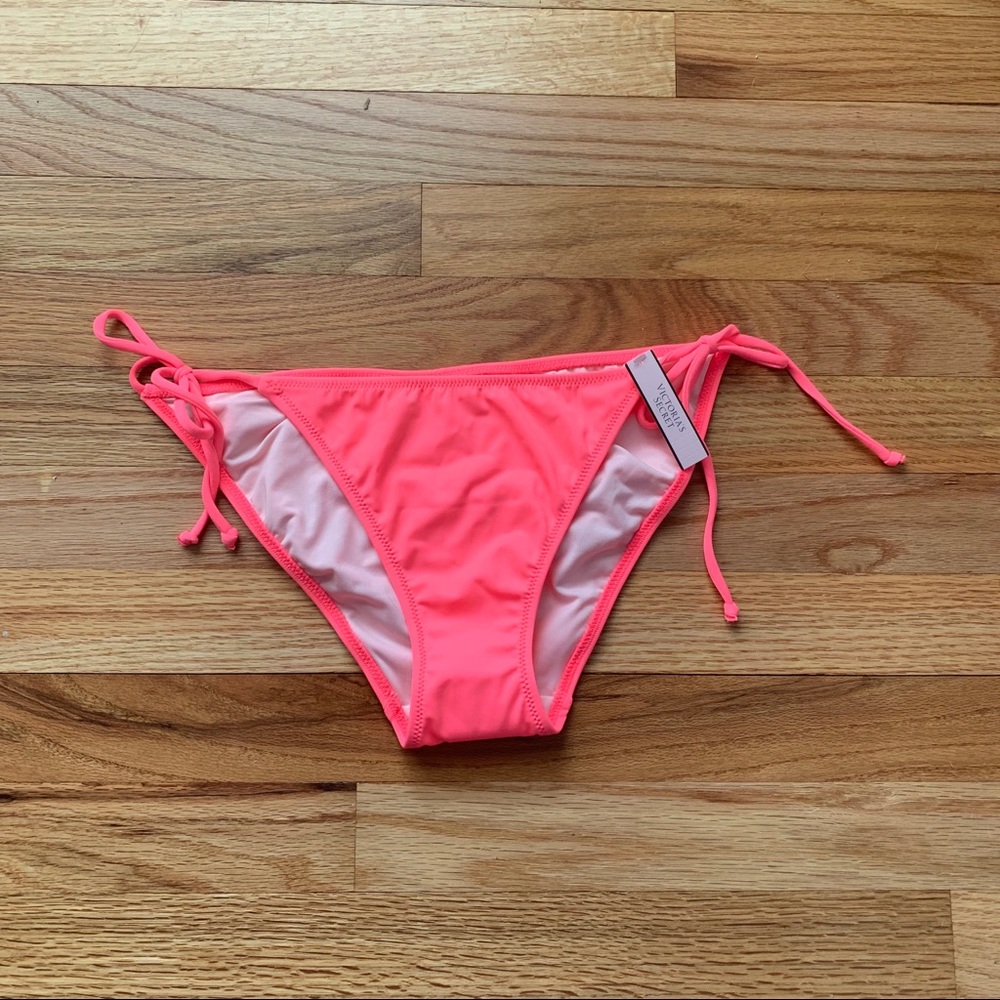 NWT Victoria’s Secret Coral String Bikini Bottom